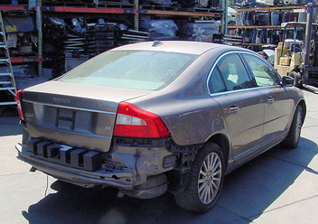 Belka zderzaka przedniego Volvo S80 II FL